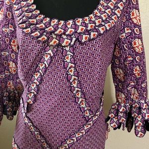 Long skirt with patterns